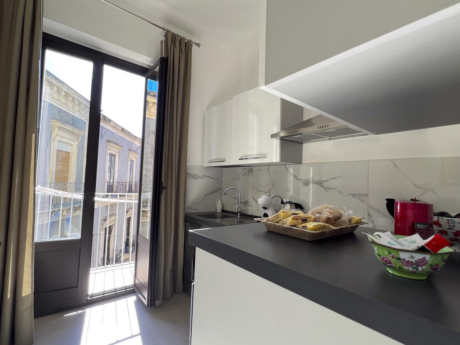 Martiry Suite Apartment Катания Екстериор снимка